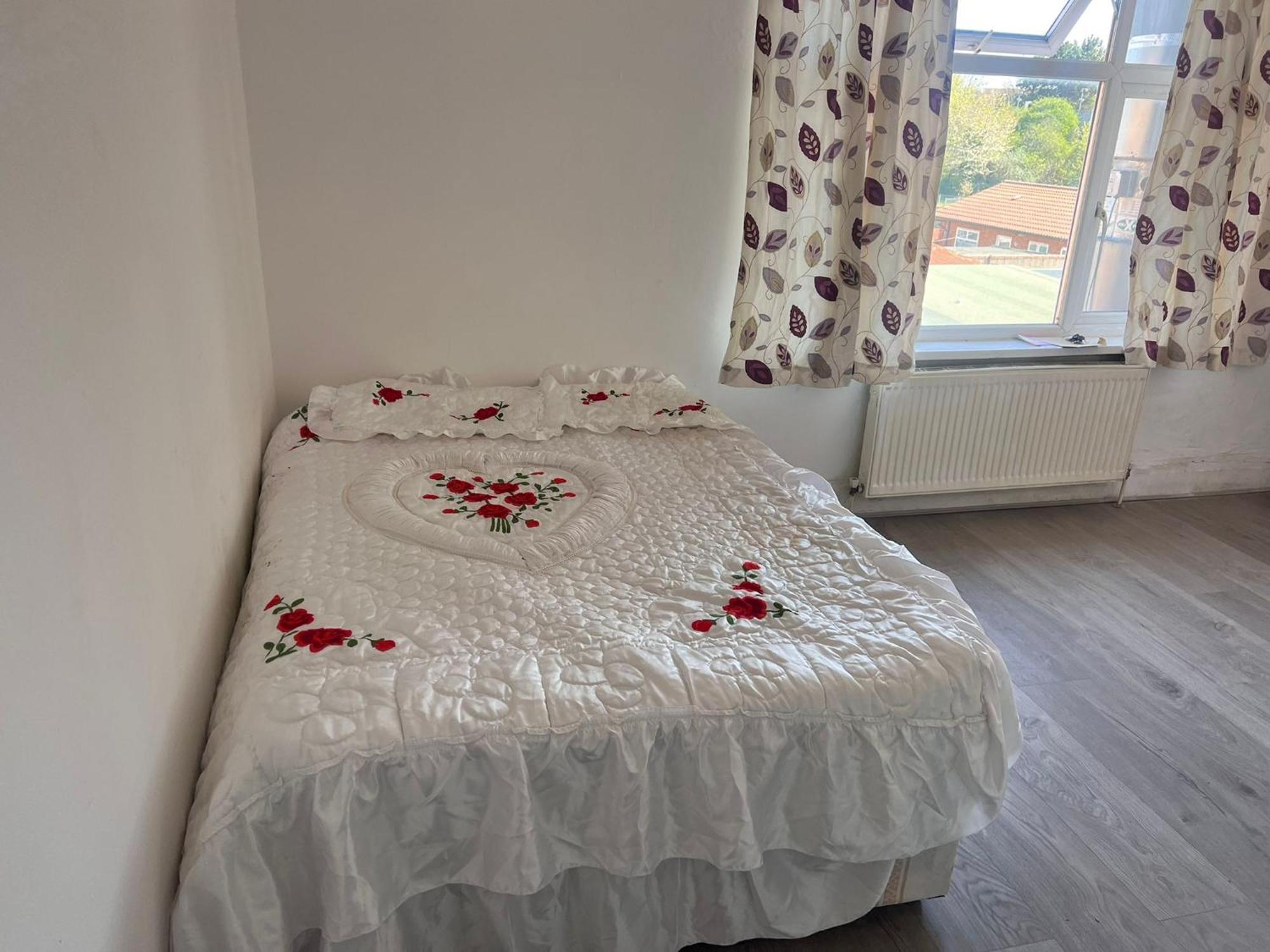 Appartamento Private Flat In Hounslow Esterno foto